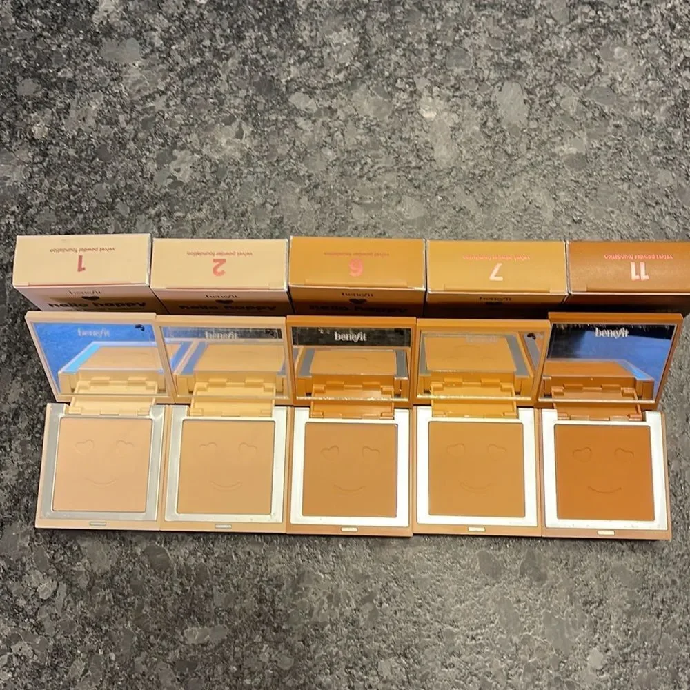 Benefit Cosmetics Hello Happy Velvet Powder Foundation no. 11 last one in stock